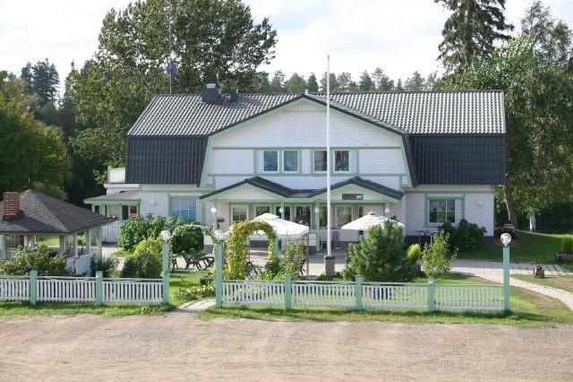 Hotel Maalaiskartano Pihkala Kestilä Exterior foto